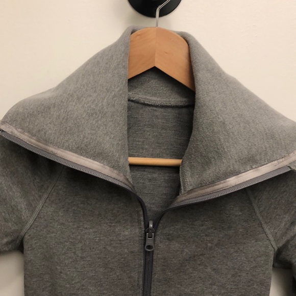 Vintage lululemon Sweater - Picture 5 of 8